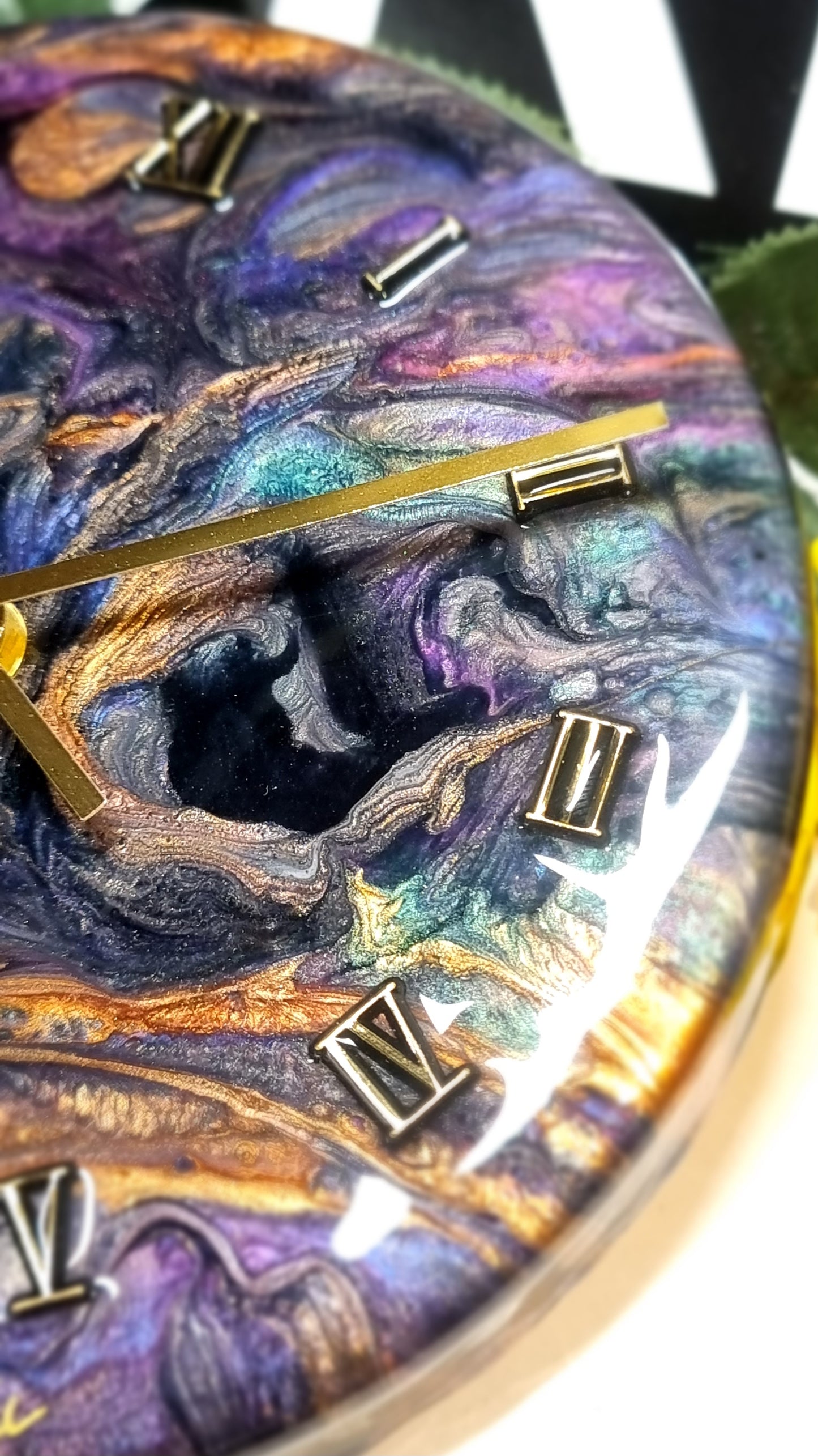 Epoxy Resin Wall Clock Small (ab1539)