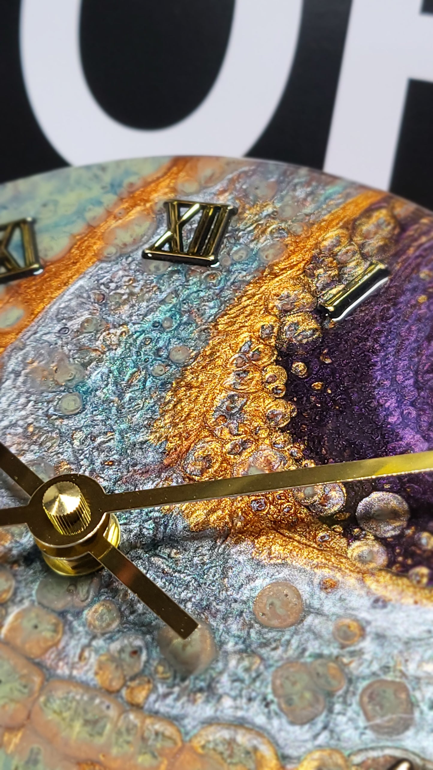 Epoxy Resin Wall Clock Small (ab1744)