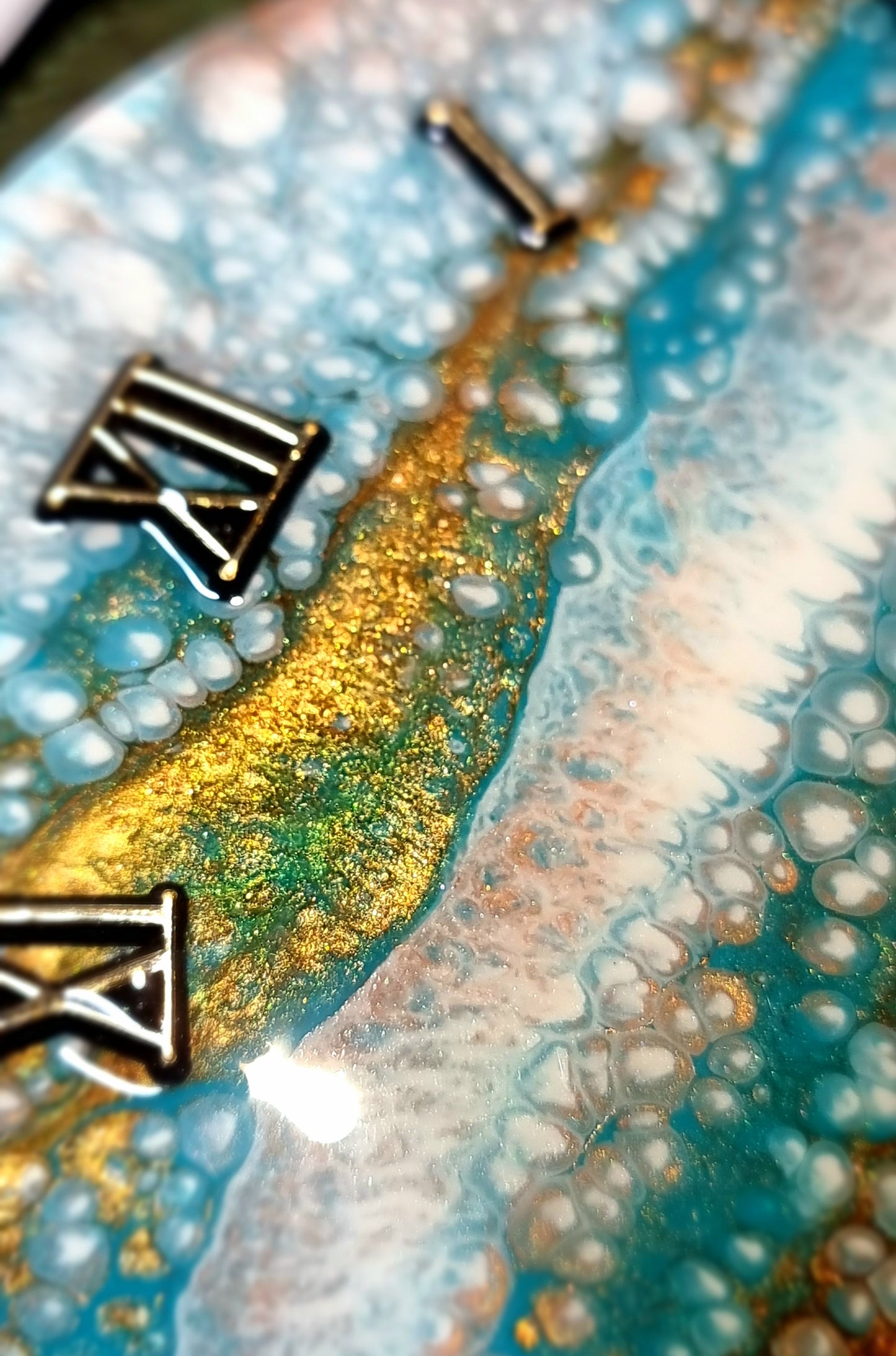 Epoxy Resin Wall Clock Small (ab1517)