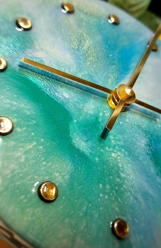 Epoxy Resin Wall Clock Small (ab1515)